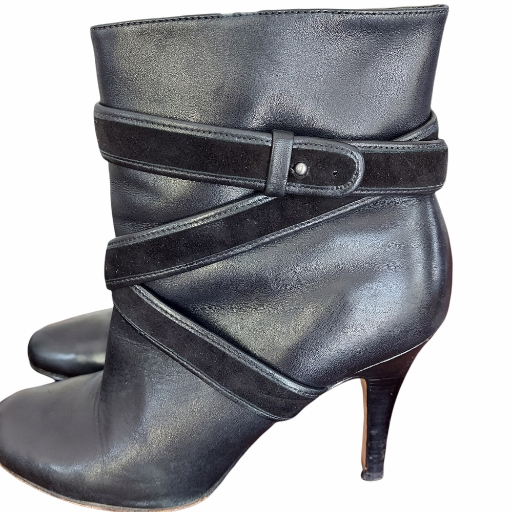 Cole Haan x Nike Air black leather heeled booties size 9